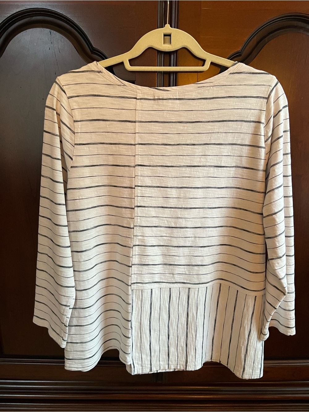 Habitat Ivory and Gray Striped 3/4 Sleeve Top - Picture 2 of 5